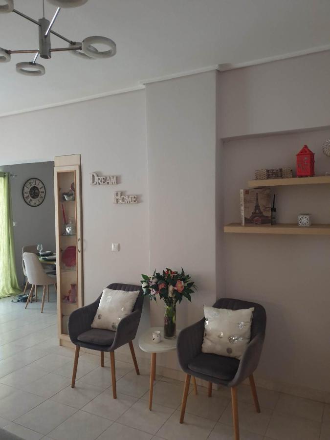 Modern 2Br City Flat 10Min From The Beach Atenas Exterior foto
